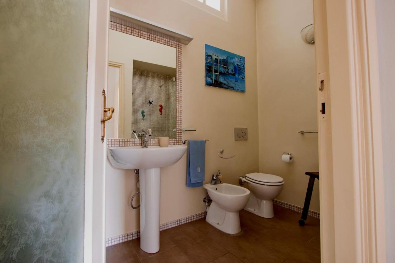 Casa D'Artista - Charming Apartment + Parking Turijn Buitenkant foto