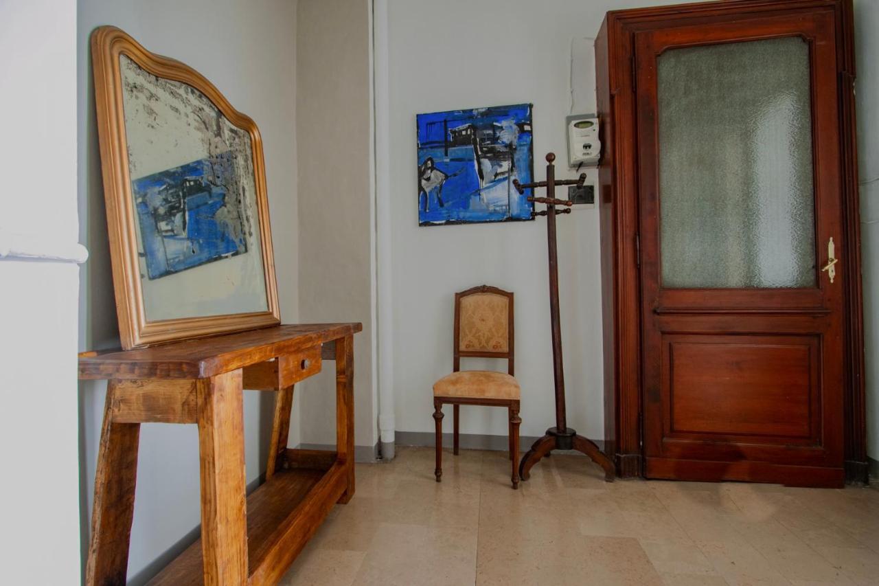 Casa D'Artista - Charming Apartment + Parking Turijn Buitenkant foto